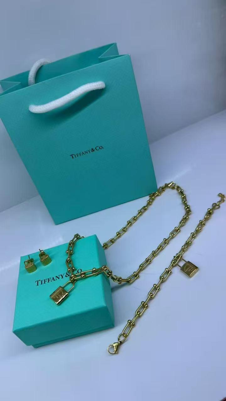 TIFFANY&CO Set