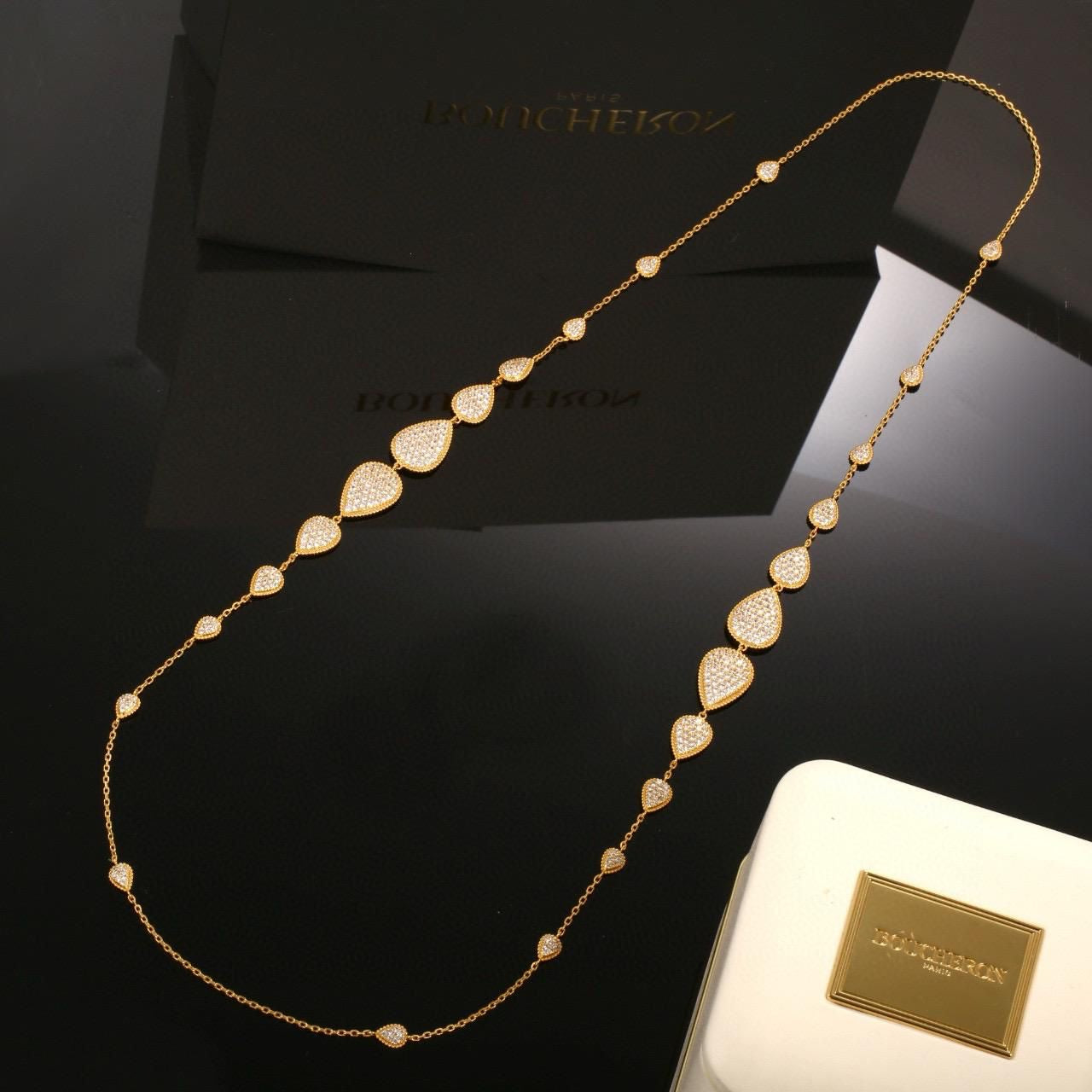 BOUCHERON Necklace