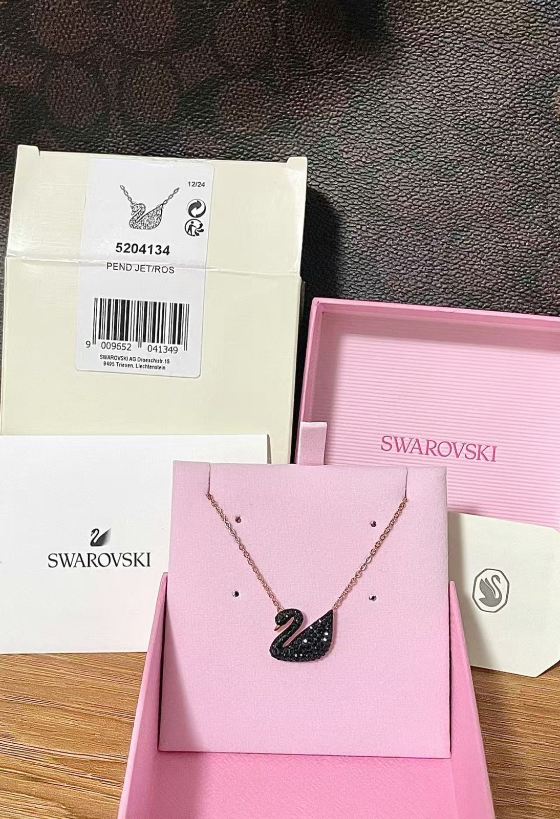 SWAROVSKI Necklace